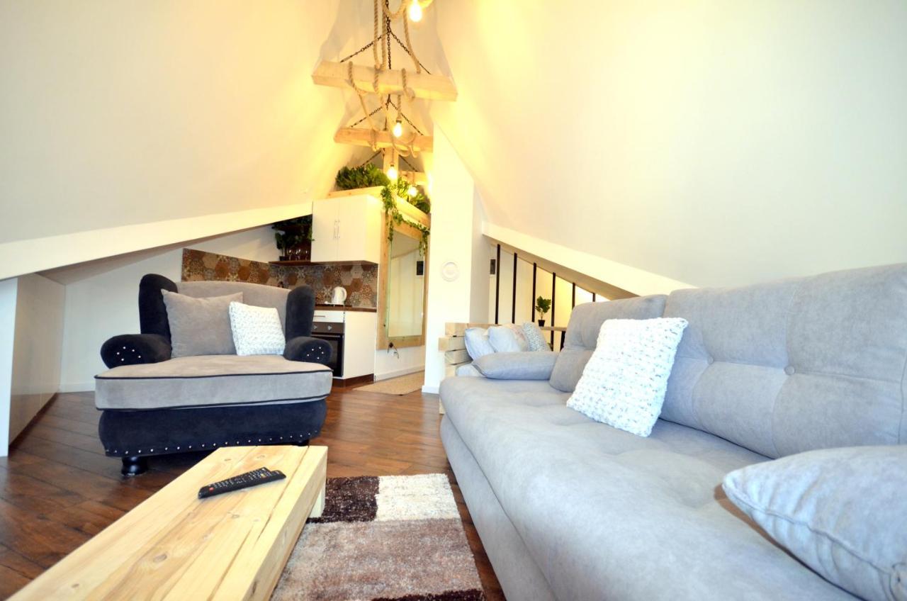 C L E A N&C O Z Y Apartmani Divcibare Luaran gambar