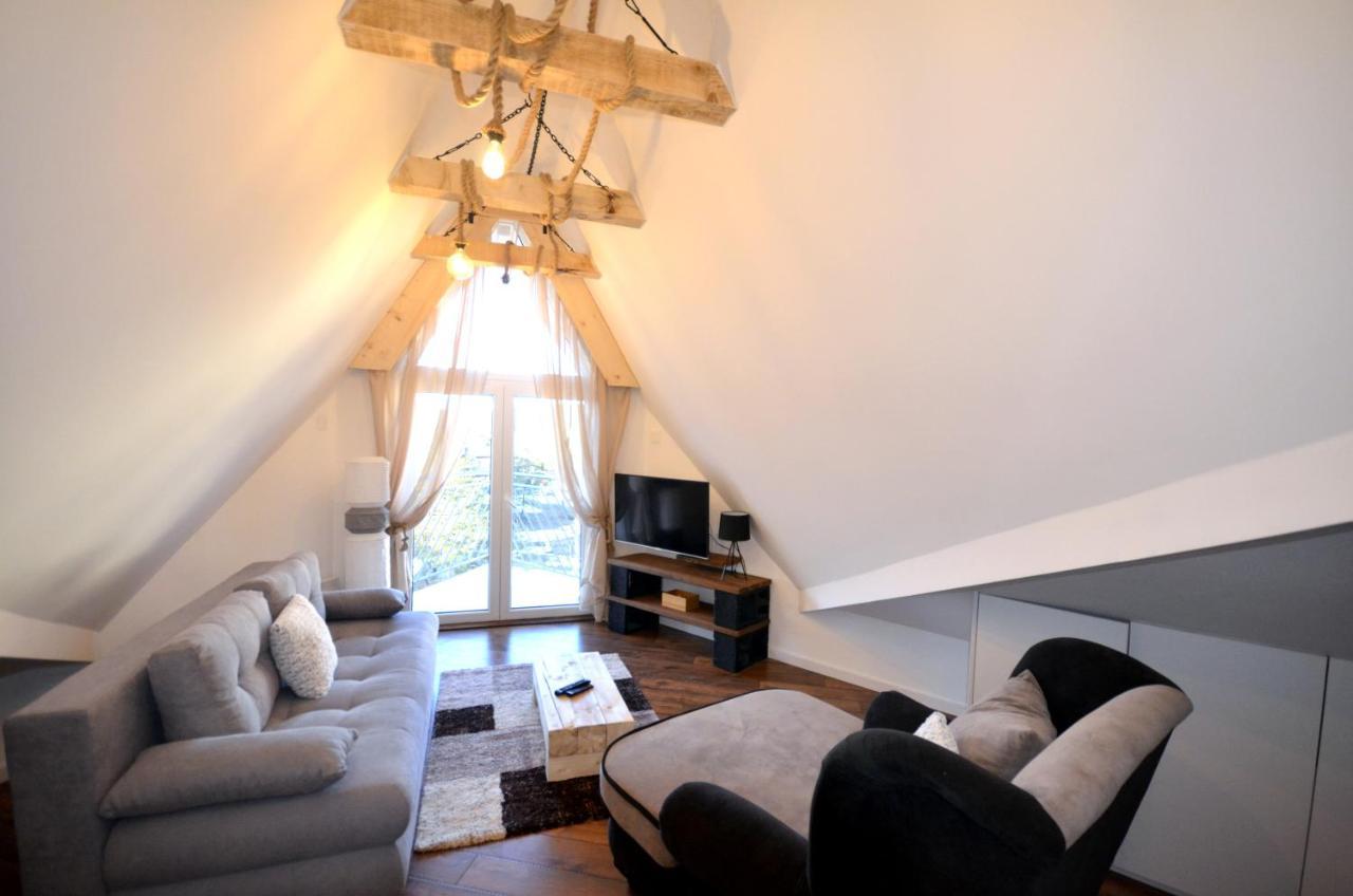 C L E A N&C O Z Y Apartmani Divcibare Luaran gambar