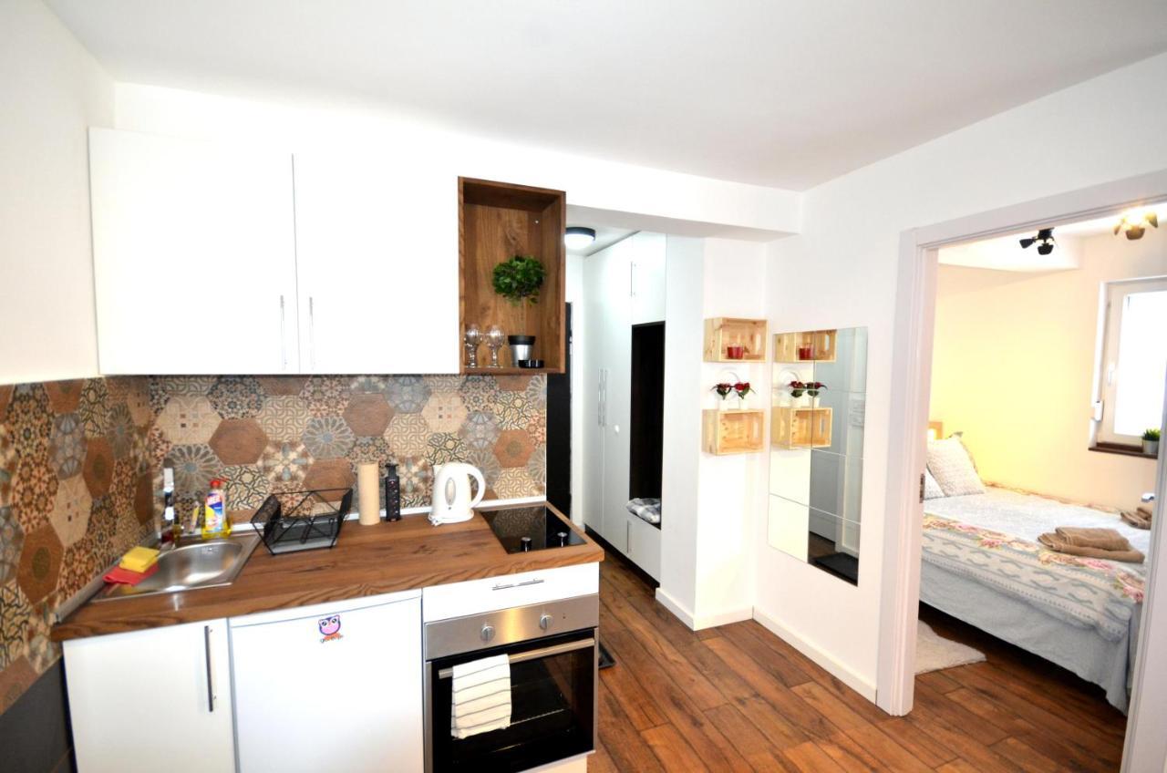 C L E A N&C O Z Y Apartmani Divcibare Luaran gambar